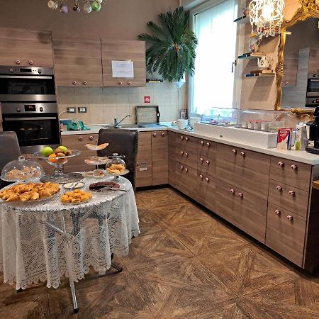 볼로냐 051비앤비 룸 앤 브랙퍼스트 B&B 외부 사진